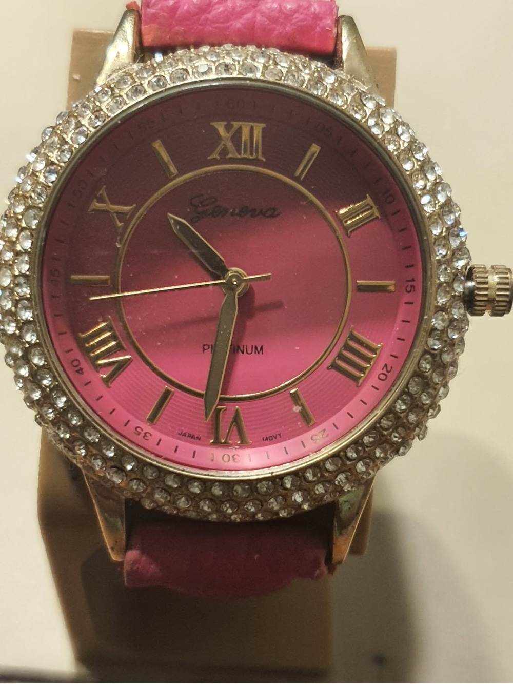 🦋10/$20🦋 Geneva Platinum Goldtone/Pink Rhinestone Leather Women's Watch